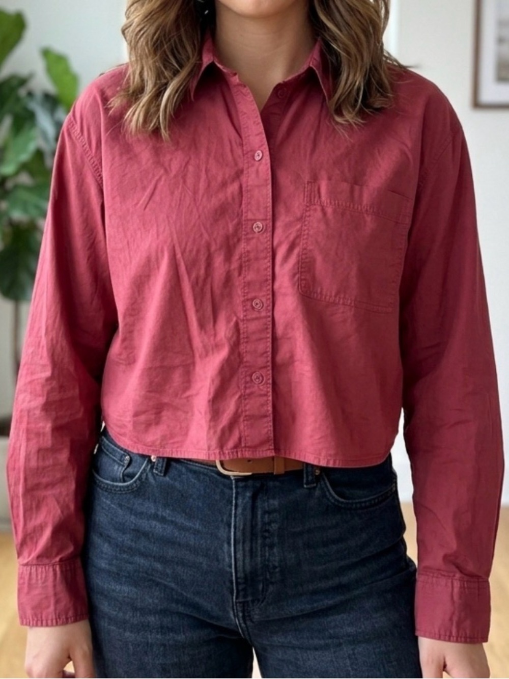 Old Navy The Cropped Shirt Button-Up Red Size Medium